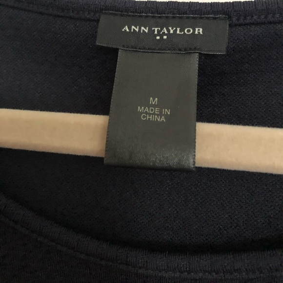 Preloved and elegant Dark Navy almost black sleeveless Top Sz M [Firm Price] - Picture 4 of 6